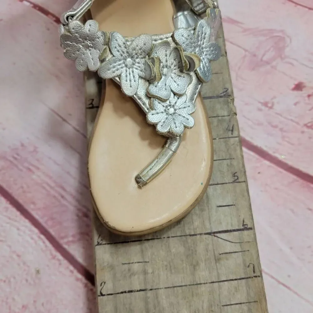 Wonderkids silver sandals 6